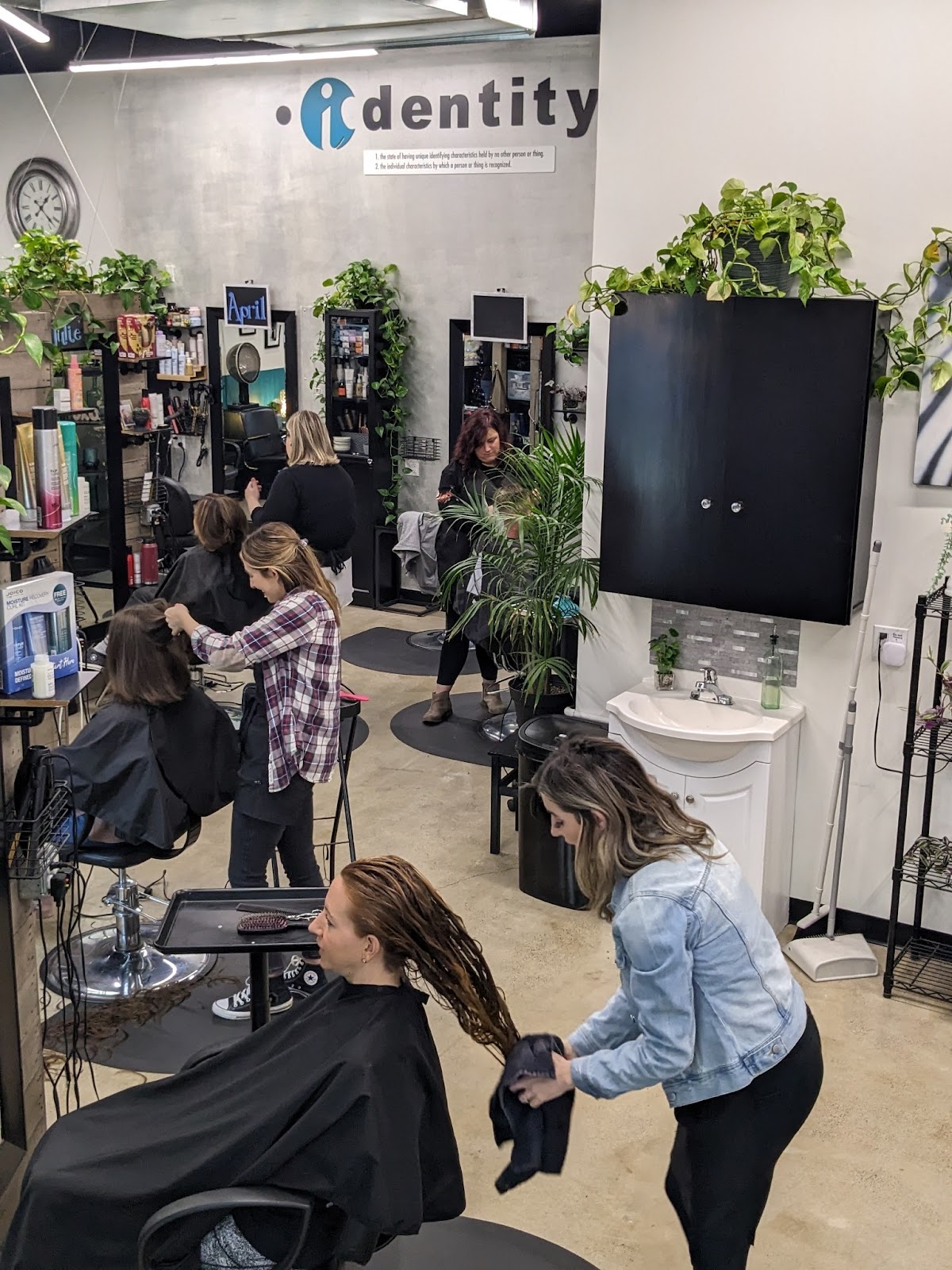 Identity Hair & Spa