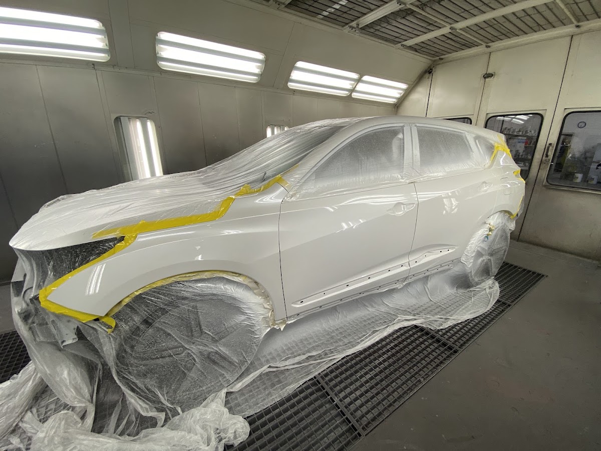 Lucky Auto Body Paint & Repair